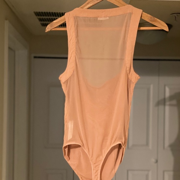 ✨SALE✨ Free People sheer back bodysuit - Picture 2 of 5